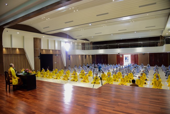 The 17th Dharma Talk Program: Confidences in the life of cultivation.